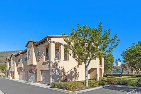 $684,900 | 11192 Catarina Lane, Unit 114, San Diego, CA 92128