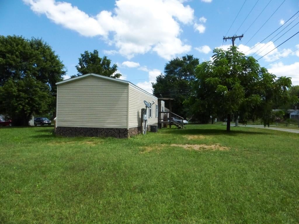 3857 Lowell Road Pence Springs, WV 24962 - Photo 5 of 33 Gallery Image 5