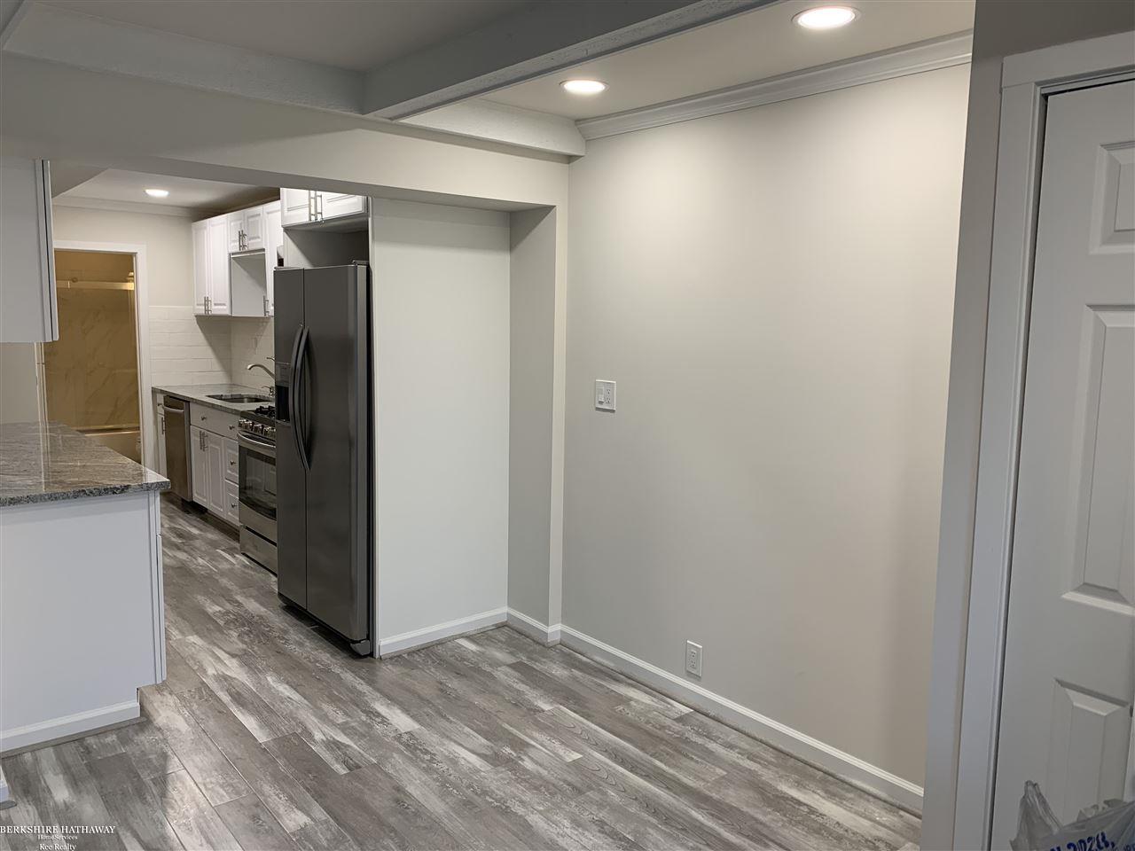 48677 Sugarbush Road New Baltimore, MI 48047 - Photo 29 of 37 50037889-28.JPG