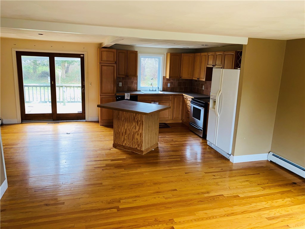 24 Norman Road Jamestown, RI 02835 - Photo 11 of 22