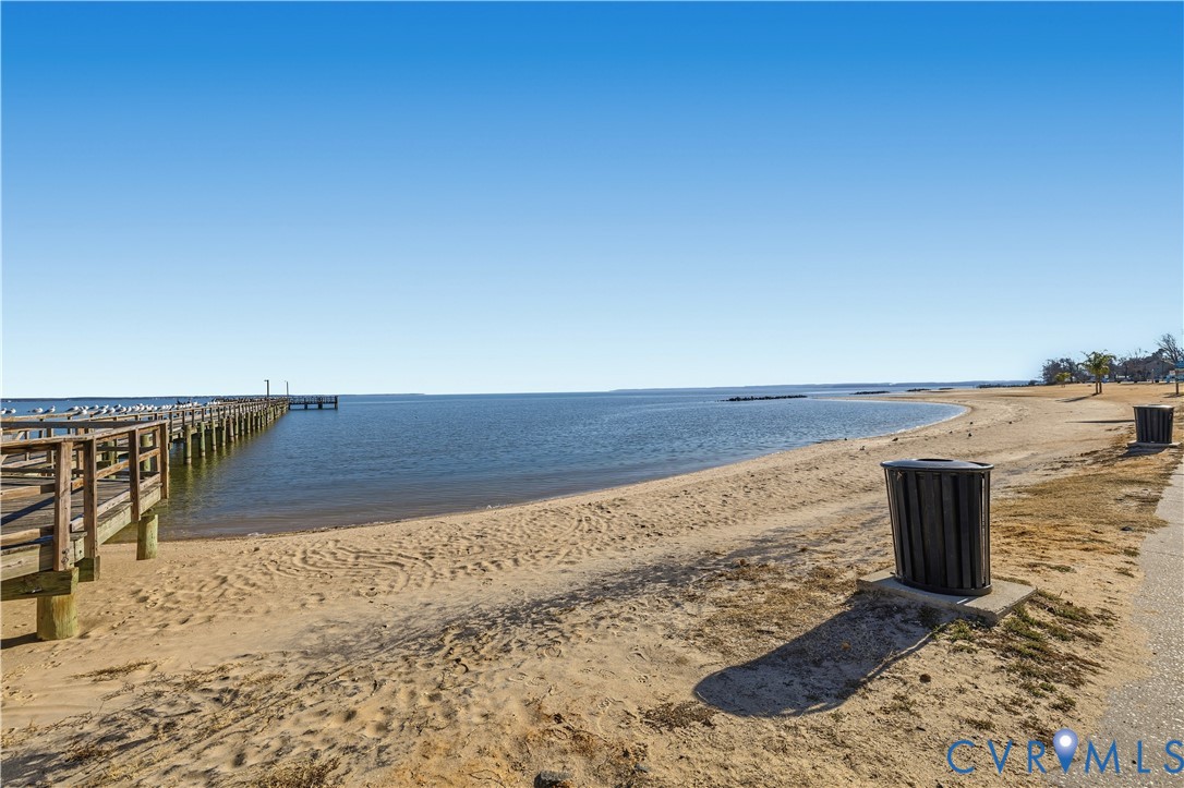 100 Taylor Street, Unit 302 Colonial Beach, VA 22443 - Photo 22 of 30 Water view with nearby beach