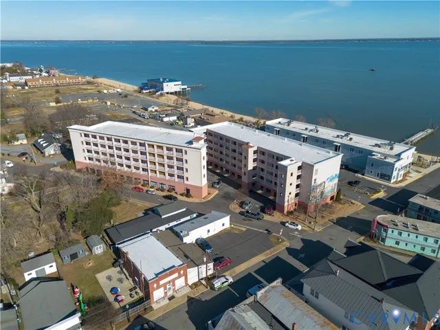 $289,000 | 100 Taylor Street, Unit 302, Colonial Beach, VA 22443
