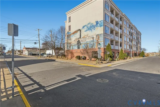 $289,000 | 100 Taylor Street, Unit 302, Colonial Beach, VA 22443