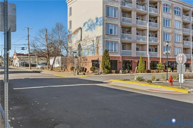 $289,000 | 100 Taylor Street, Unit 302, Colonial Beach, VA 22443