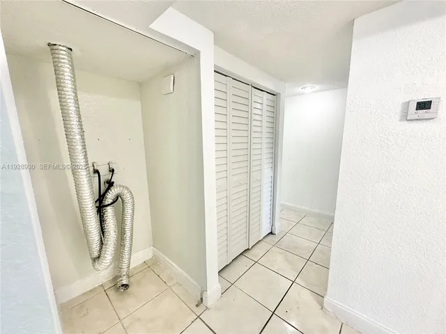 $2,900 | 1278 Northwest 44th Street, Unit 1, Miami, FL 33142