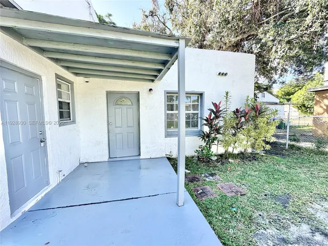 $2,900 | 1278 Northwest 44th Street, Unit 1, Miami, FL 33142