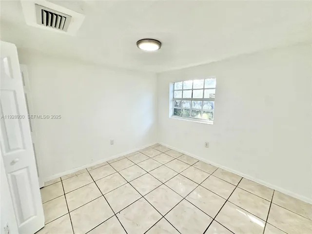 $2,900 | 1278 Northwest 44th Street, Unit 1, Miami, FL 33142