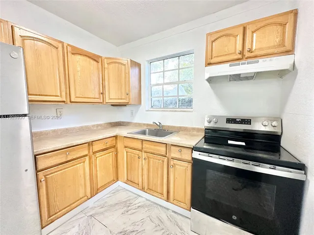 $2,900 | 1278 Northwest 44th Street, Unit 1, Miami, FL 33142