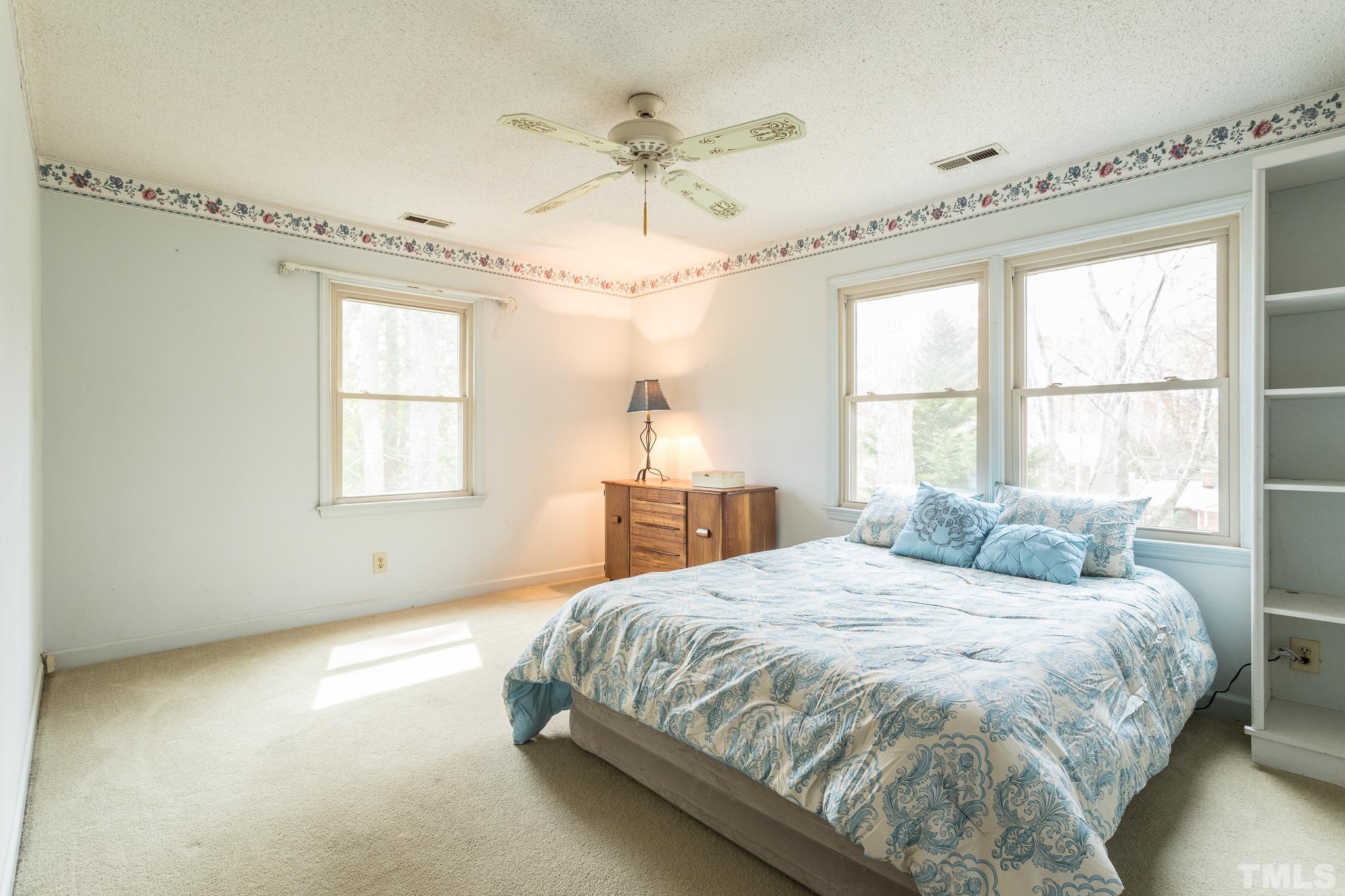 5604 Partridge Lane Raleigh, NC 27609 - Photo 20 of 38