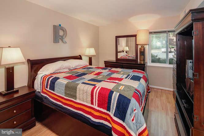 1523 Northgate Square, Unit 15232 Reston, VA 20190 - Photo 18 of 27 Bedroom (Master)