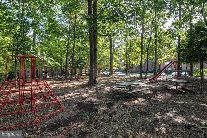 1523 Northgate Square, Unit 15232 Reston, VA 20190 - Photo 23 of 27 Exterior (General)
