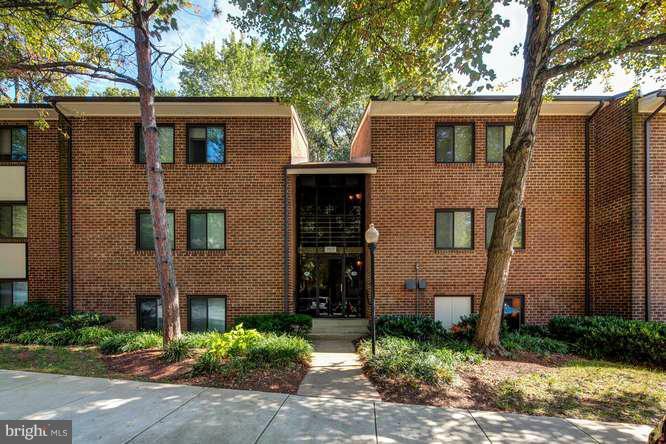 1523 Northgate Square, Unit 15232 Reston, VA 20190 - Photo 27 of 27 Exterior (Front)