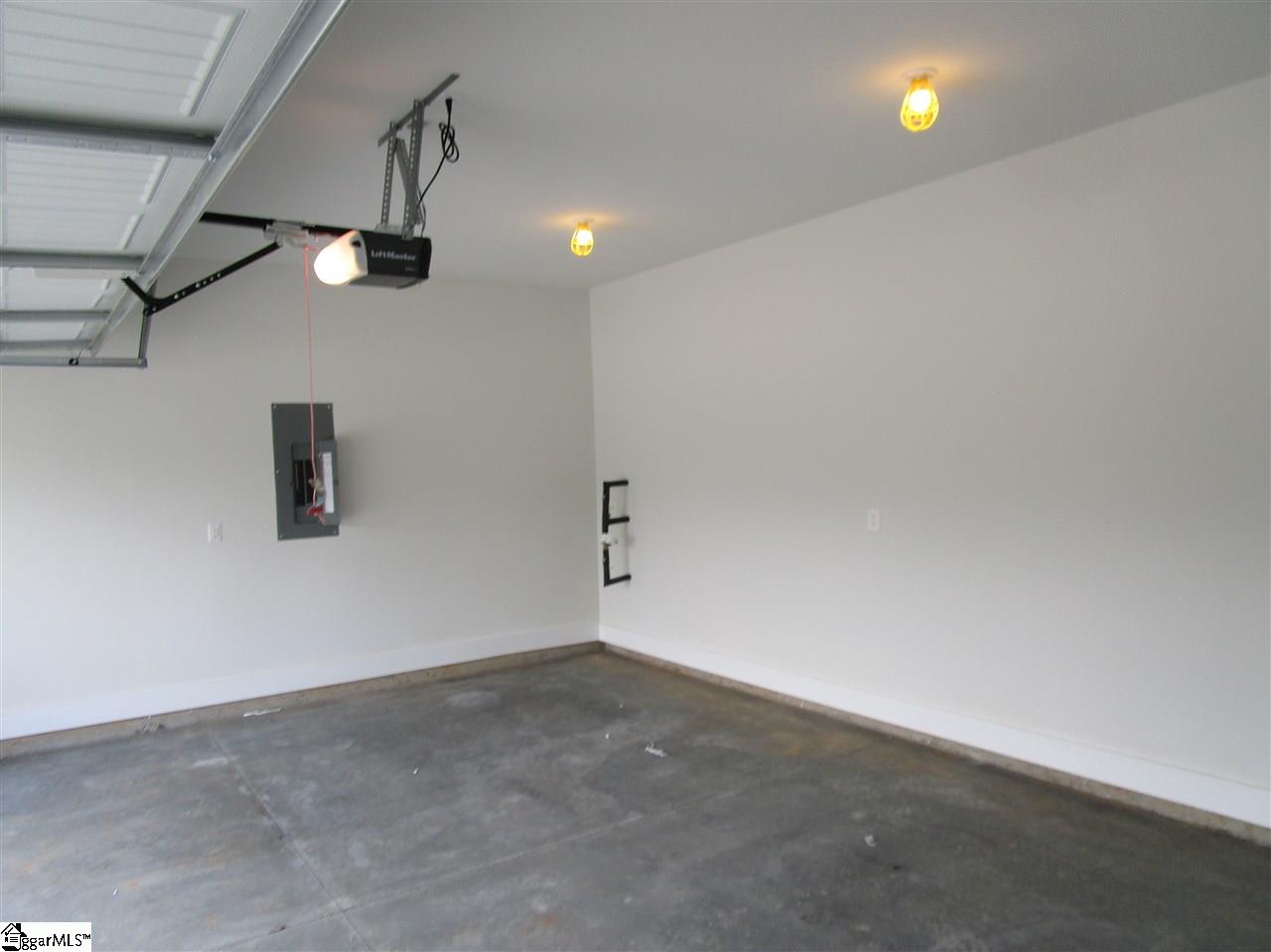 106 Tiger Pond Road Easley, SC 29642 - Photo 17 of 36 Gallery Image 17