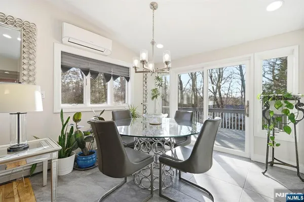 $599,999 | 6 Ramsay Road, West Milford, NJ 07421