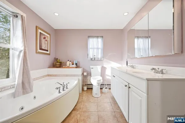 $599,999 | 6 Ramsay Road, West Milford, NJ 07421