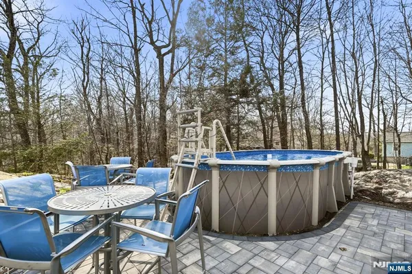 $599,999 | 6 Ramsay Road, West Milford, NJ 07421