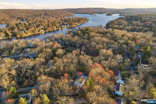 $599,999 | 6 Ramsay Road, West Milford, NJ 07421