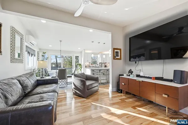 $599,999 | 6 Ramsay Road, West Milford, NJ 07421