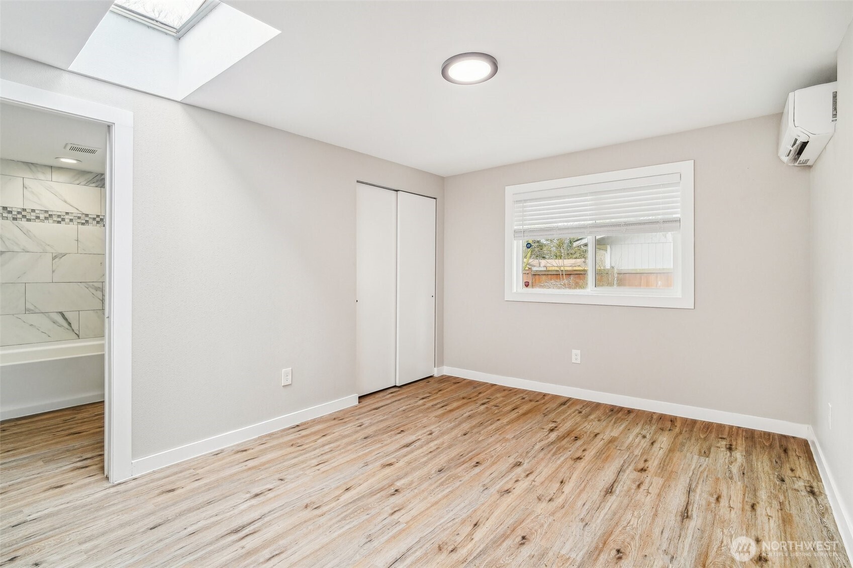 2406 100th Street Southeast Everett, WA 98208 - Photo 15 of 38