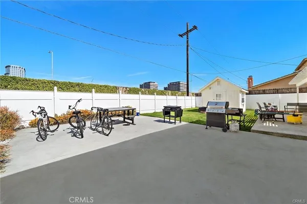 $1,299,000 | 590 Traverse Drive, Costa Mesa, CA 92626