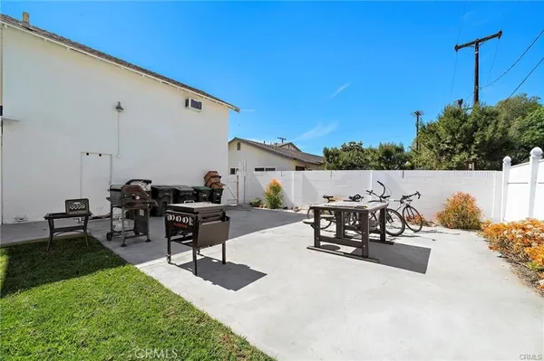 $1,299,000 | 590 Traverse Drive, Costa Mesa, CA 92626