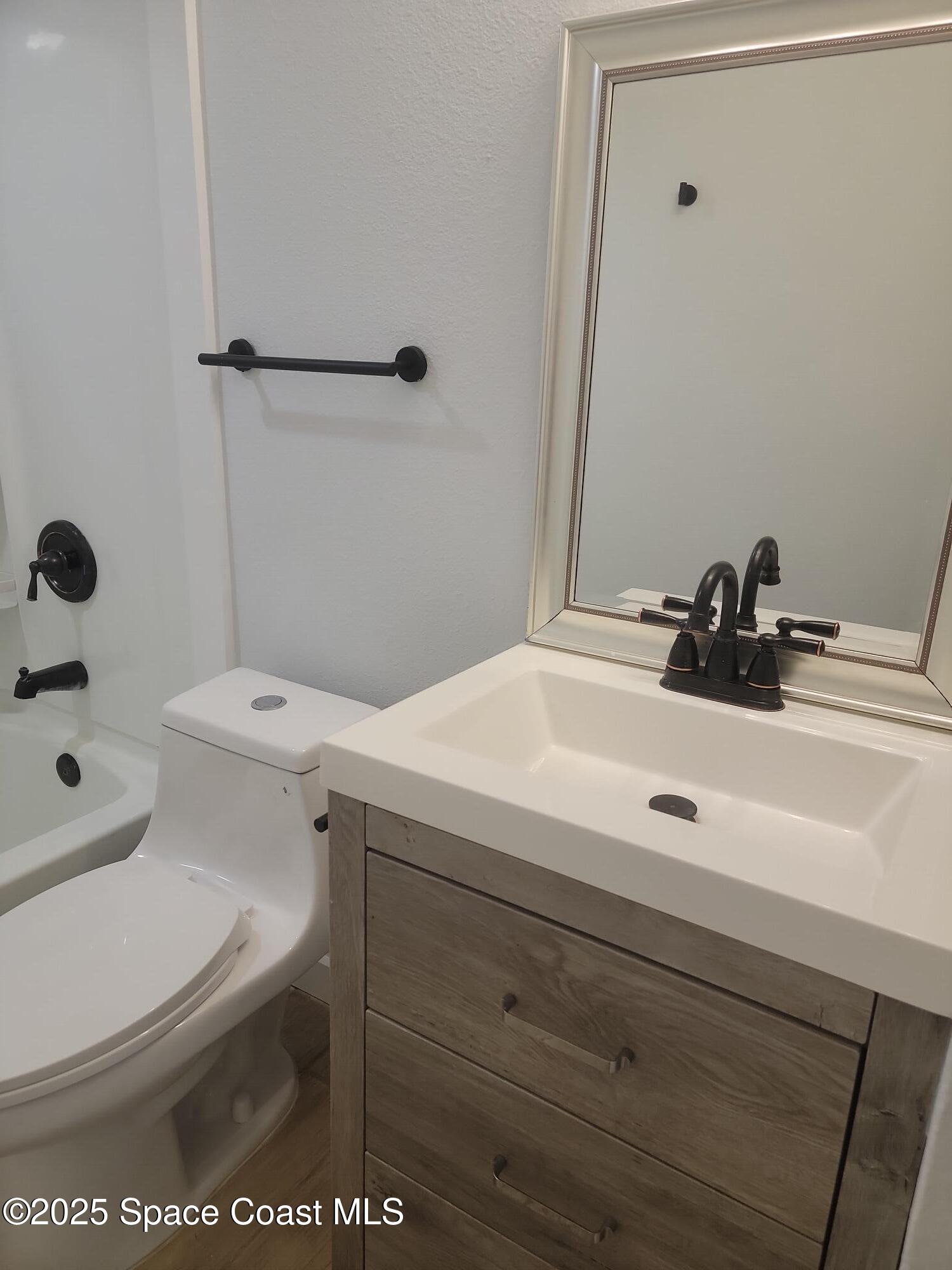 449 Del Monte Road, Unit A Sebastian, FL 32958 - Photo 4 of 11 4837170077883200015