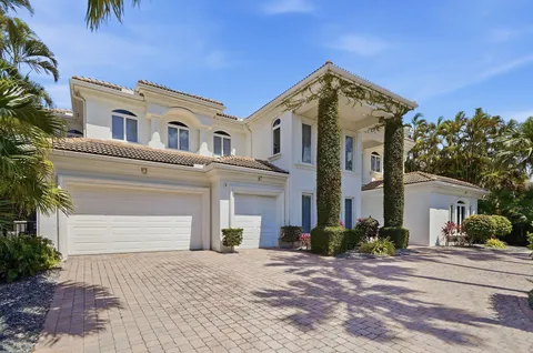 $5,995,000 | 5600 Coastal Drive, Boca Raton, FL 33487