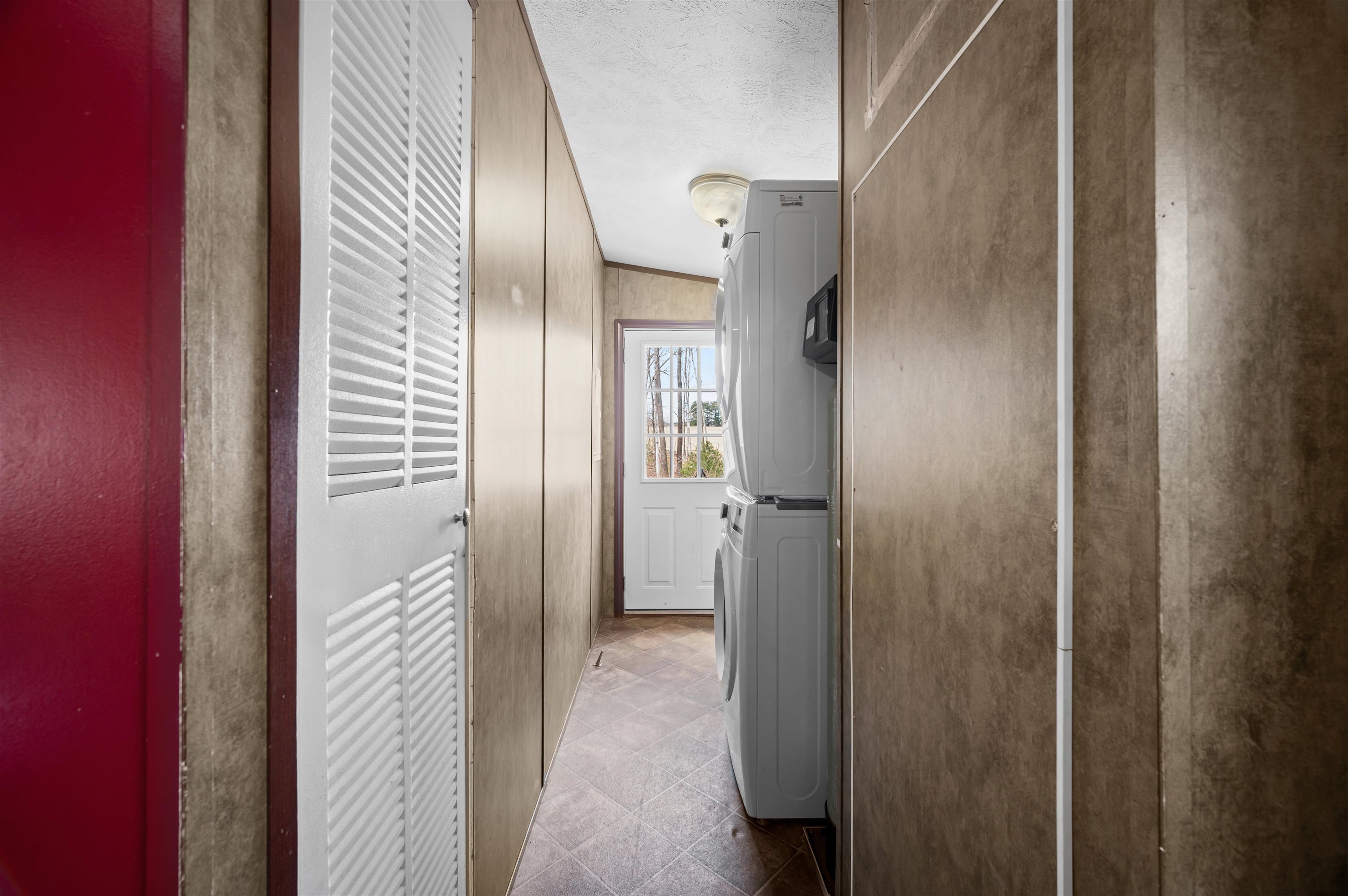 21 Julia Avenue Rochester, NH 03867 - Photo 19 of 31