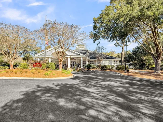 $756,000 | 4201 Meadowbrook Court, North Charleston, SC 29420