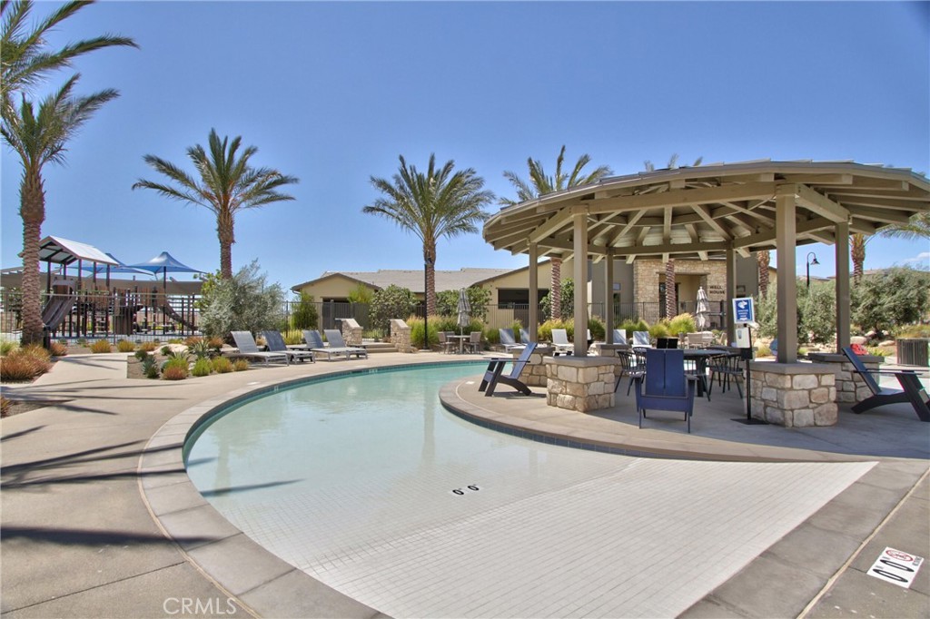 32220 Verbena Way Temecula, CA 92591 - Photo 2 of 5 Club house