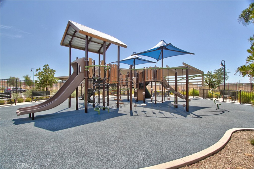 32220 Verbena Way Temecula, CA 92591 - Photo 3 of 5 Kid play ground