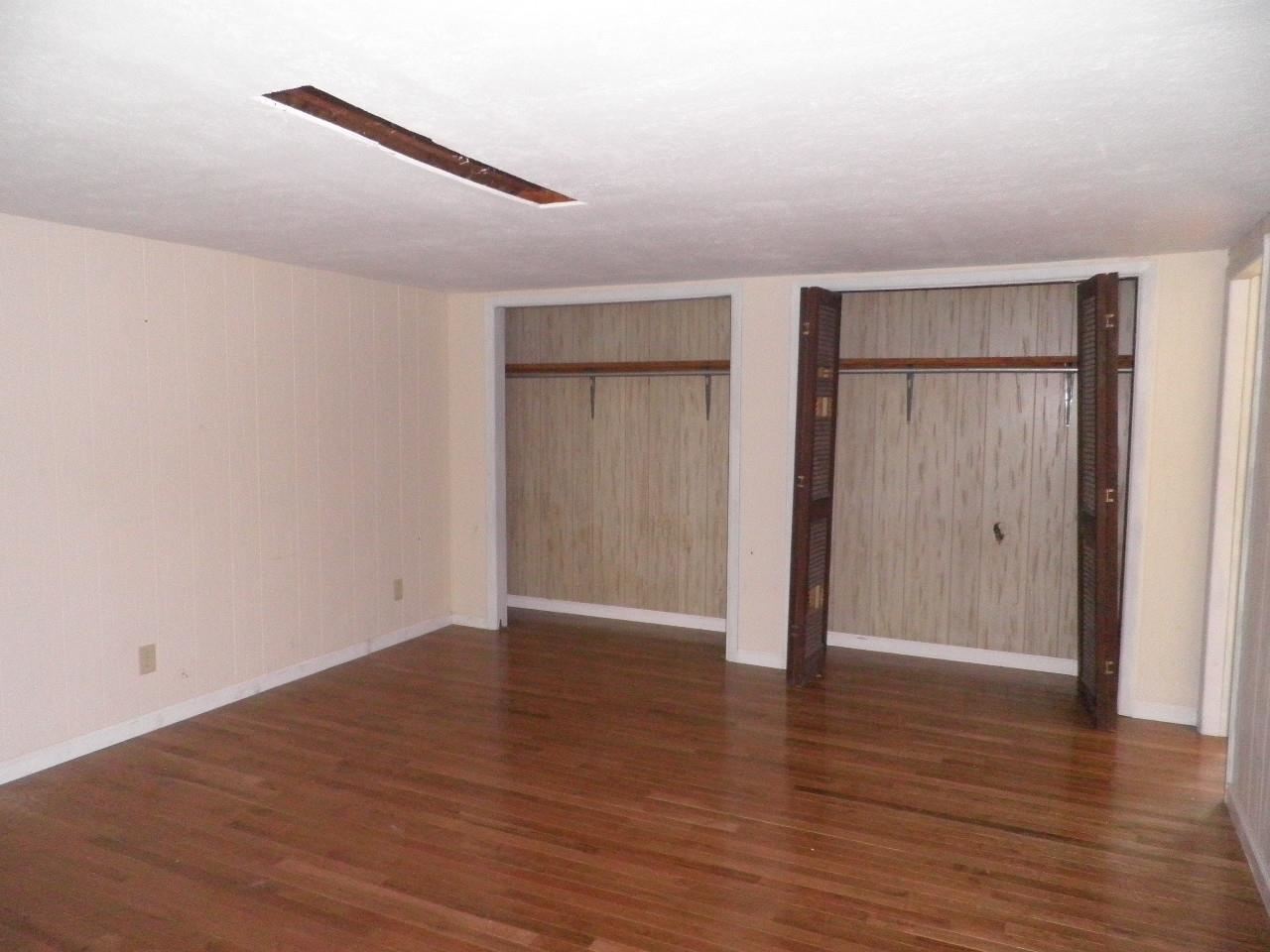 822 River Road Spencer, IN 47460 - Photo 4 of 5