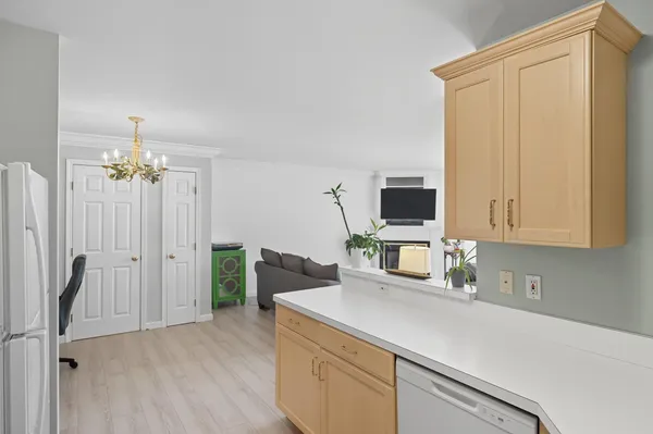 $204,900 | 2649 Georgetowne Drive, Unit B2, Highland, IN 46322