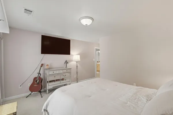 $204,900 | 2649 Georgetowne Drive, Unit B2, Highland, IN 46322