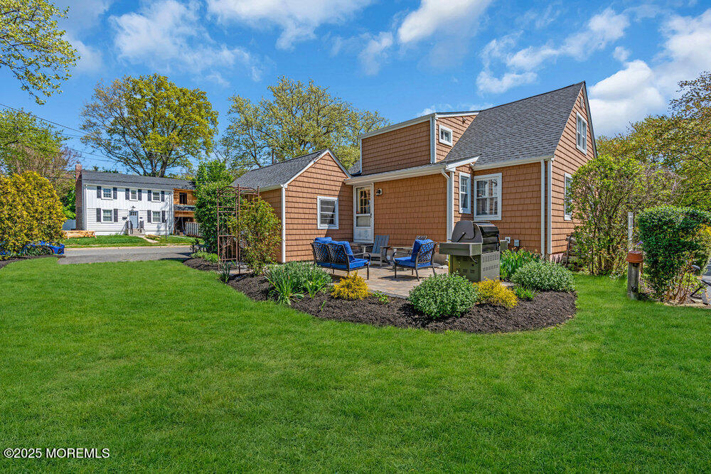 4 West Lake Road Red Bank, NJ 07701 - Photo 35 of 37 Back View