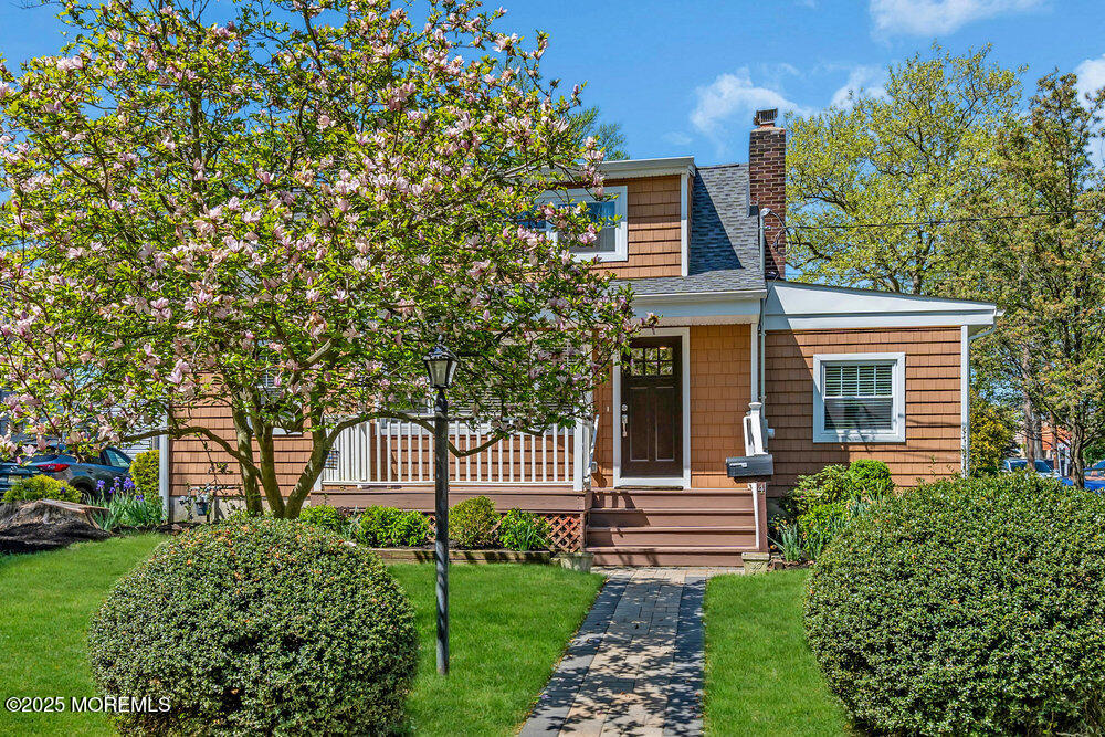 4 West Lake Road Red Bank, NJ 07701 - Photo 4 of 37 Front