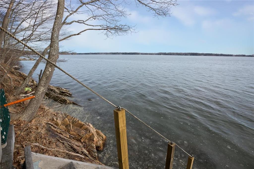 238 Flying Point Road Freeport, ME 04032 - Photo 7 of 35 Waterfront at high tide
