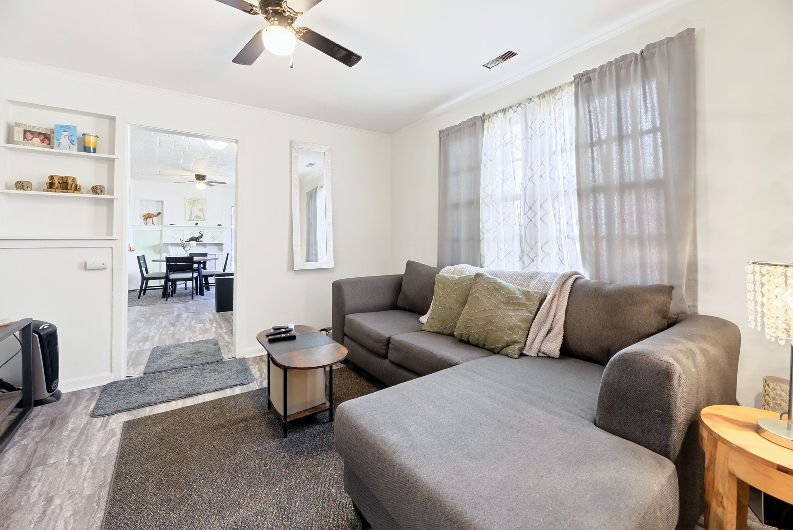 1135 Ellis Avenue Orangeburg, SC 29115 - Photo 11 of 25 Family Room