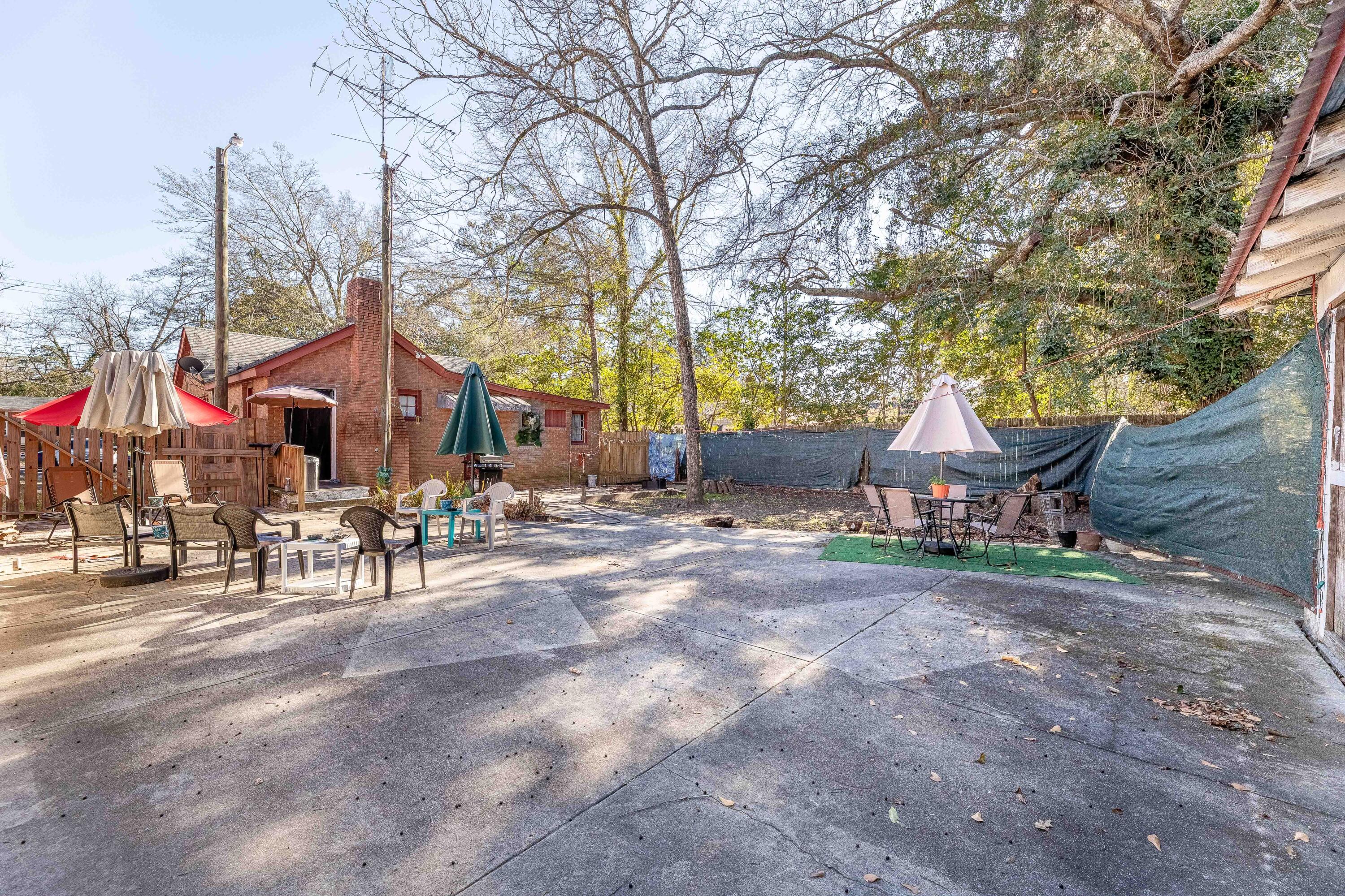 1135 Ellis Avenue Orangeburg, SC 29115 - Photo 25 of 25 Yard