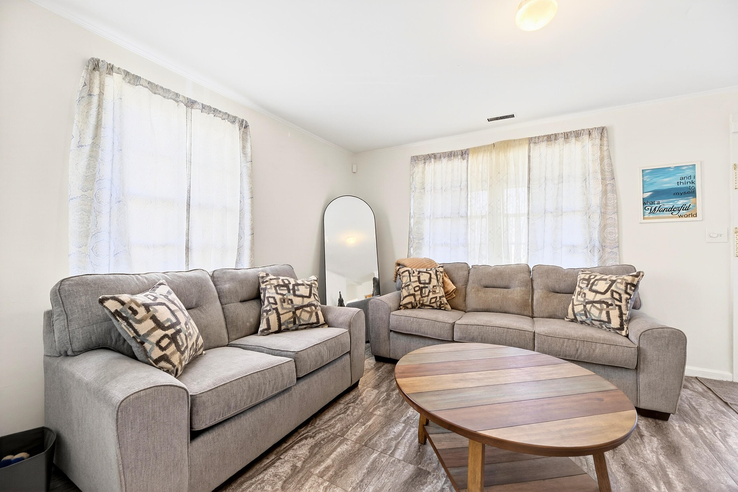1135 Ellis Avenue Orangeburg, SC 29115 - Photo 4 of 25 Living Room