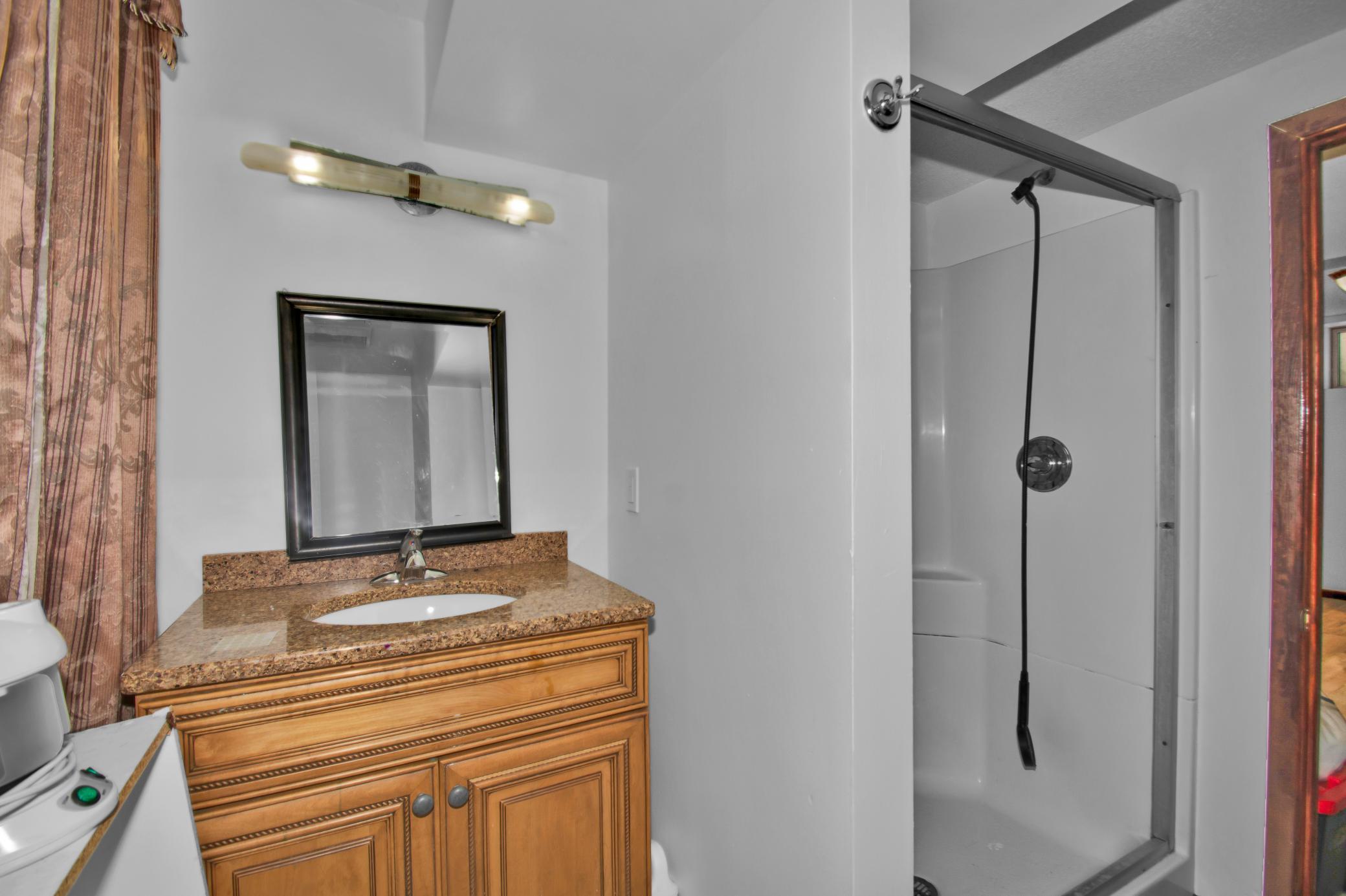 3455 North Morgan Avenue Minneapolis, MN 55412 - Photo 18 of 23