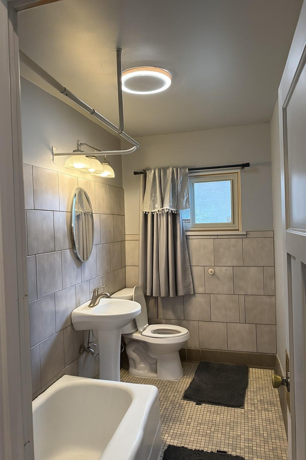 3455 North Morgan Avenue Minneapolis, MN 55412 - Photo 8 of 23