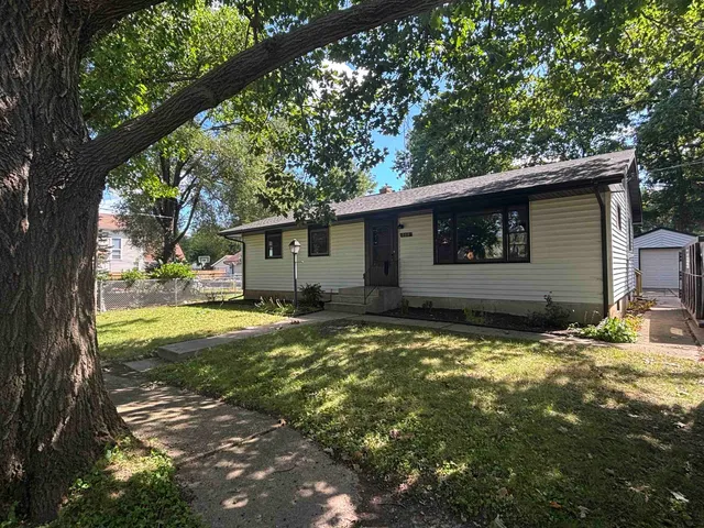 $223,900 | 308 West Marshall Street, Belvidere, IL 61008