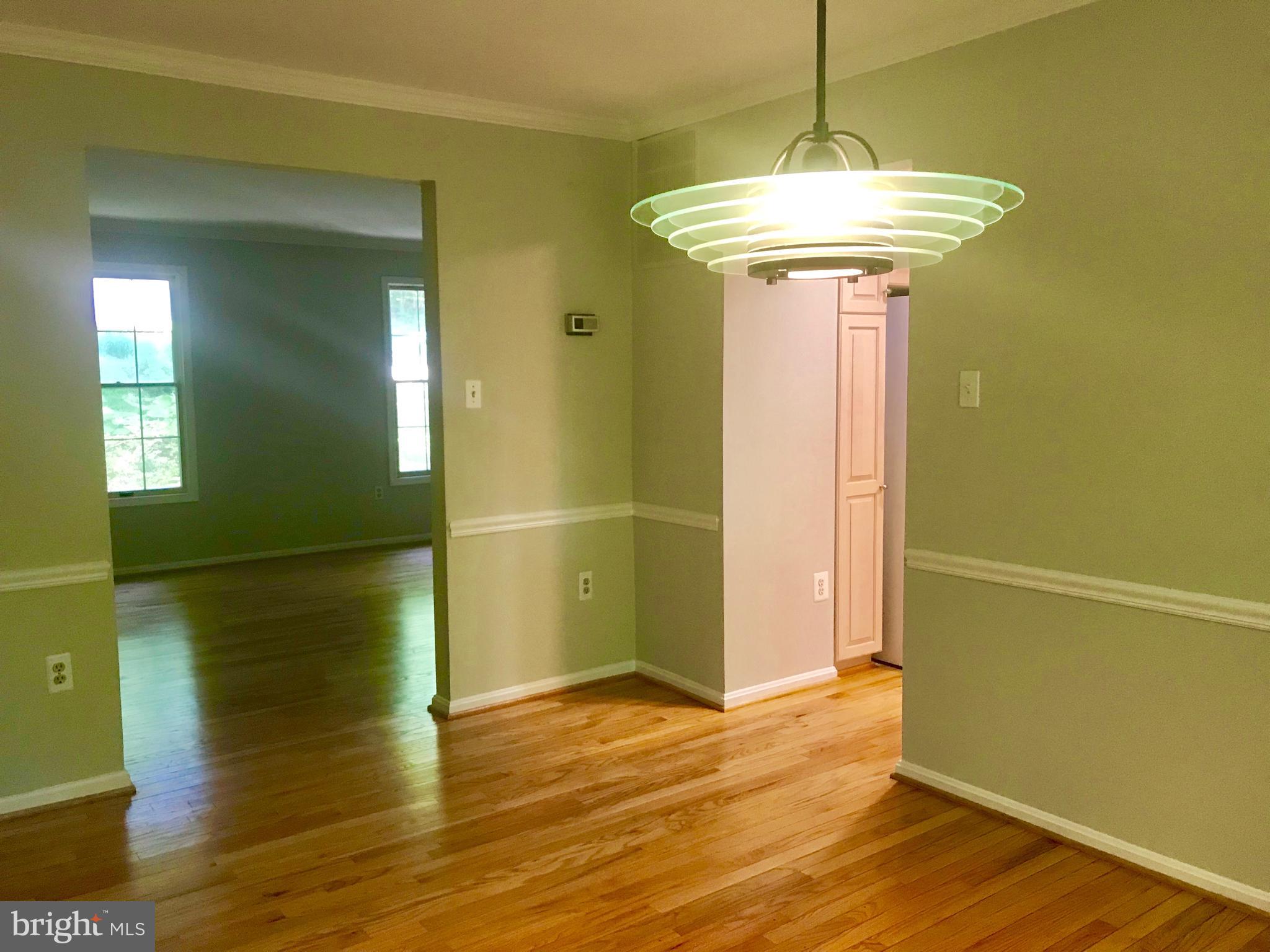 1941 Barton Hill Road Reston, VA 20191 - Photo 13 of 38 Dining room