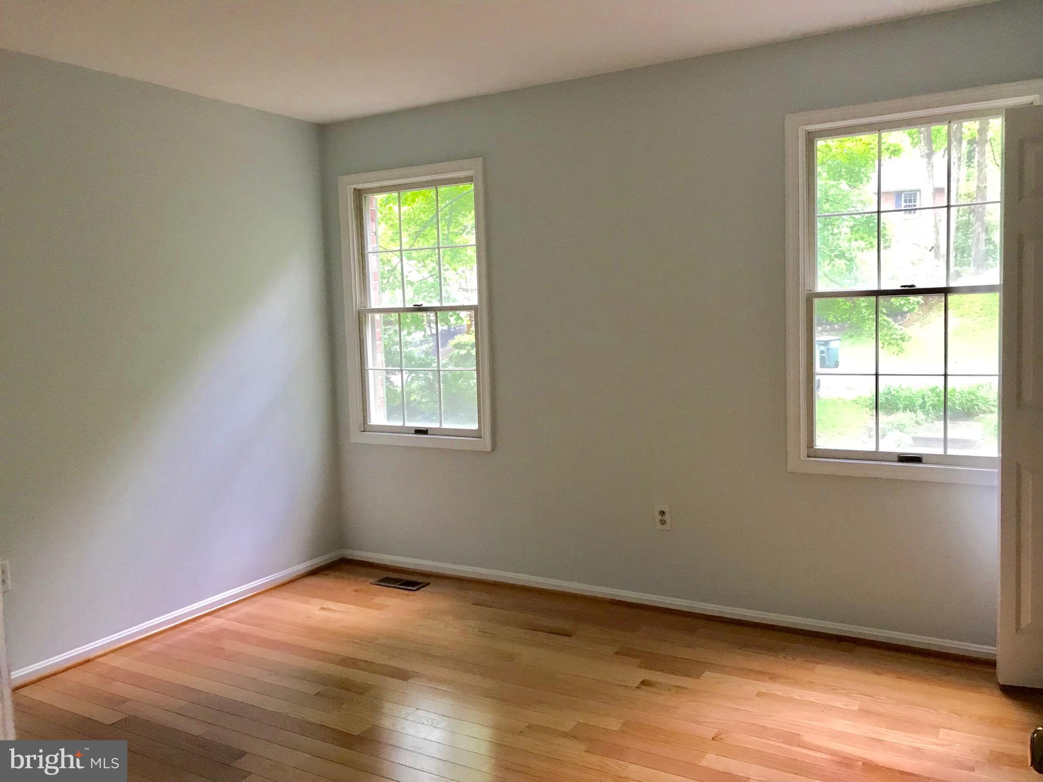 1941 Barton Hill Road Reston, VA 20191 - Photo 23 of 38 Bedroom 2