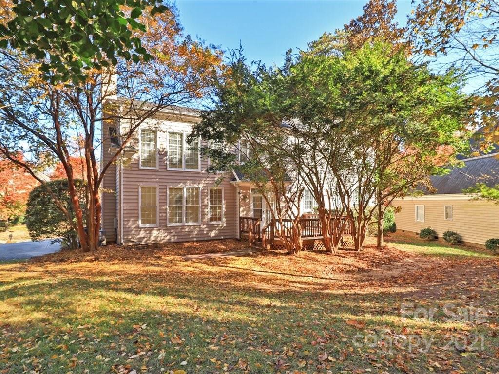 3426 Rhett Butler Place Charlotte, NC 28270 - Photo 40 of 40 a view of city with tall buildings