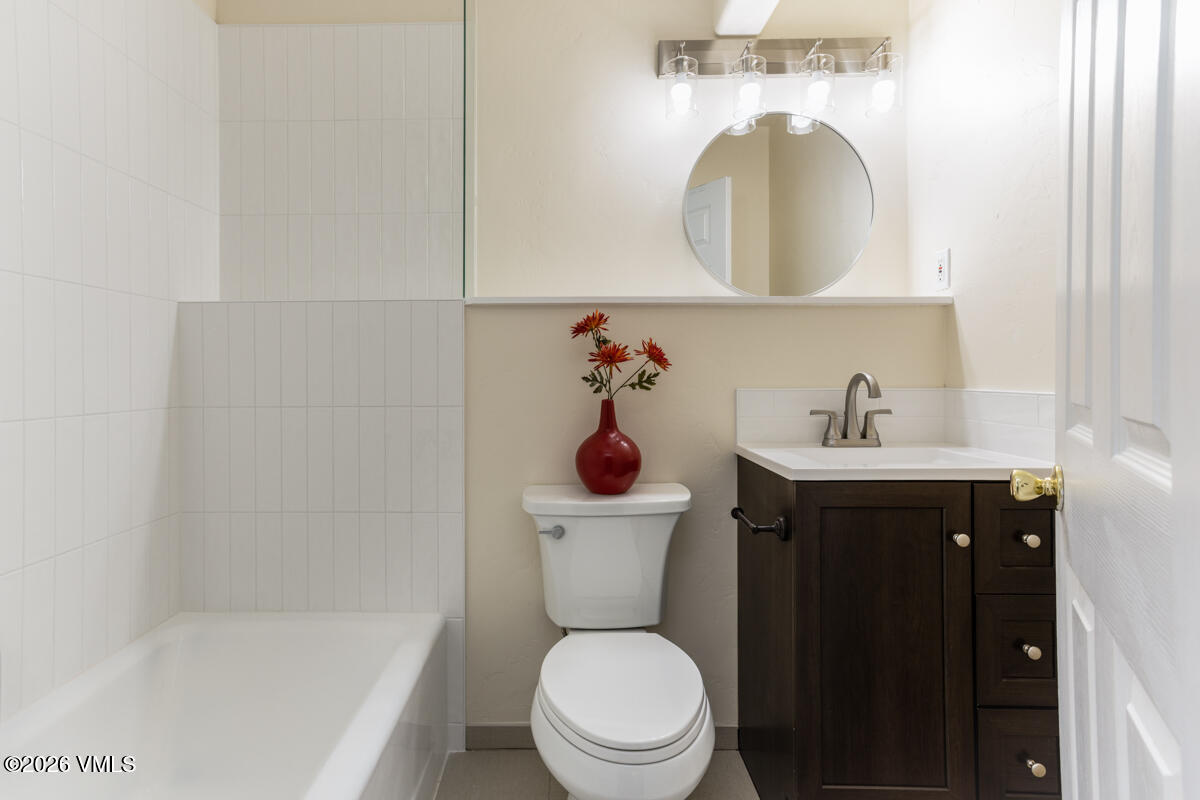 1045 Edwards Village Boulevard, Unit B2 Edwards, CO 81632 - Photo 22 of 24 Stags Leap B2 MLS-19