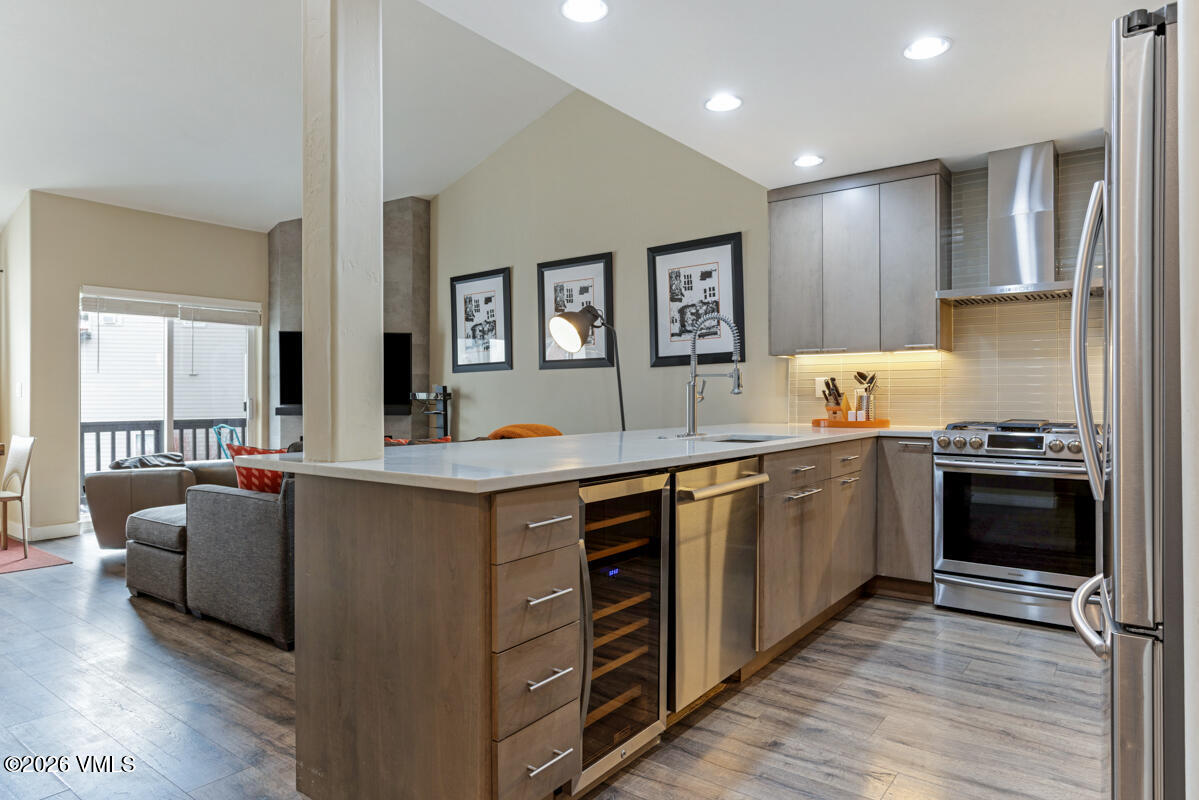 1045 Edwards Village Boulevard, Unit B2 Edwards, CO 81632 - Photo 7 of 24 Stags Leap B2 MLS-1