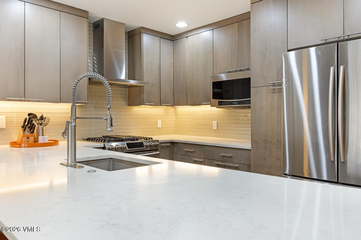 1045 Edwards Village Boulevard, Unit B2 Edwards, CO 81632 - Photo 9 of 24 Stags Leap B2 MLS-3