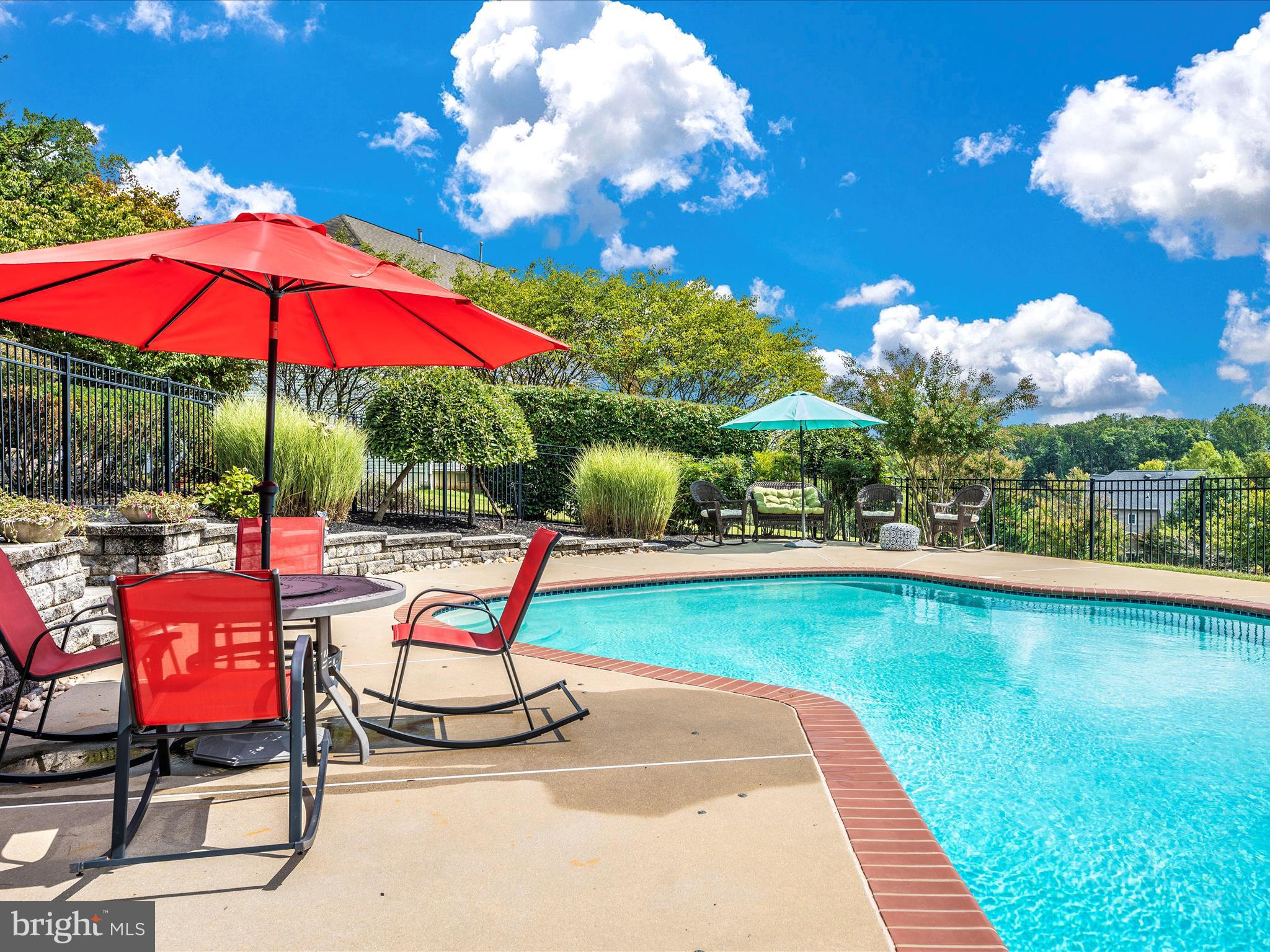 25108 Vista Ridge Road Gaithersburg, MD 20882 - Photo 65 of 90 Pool